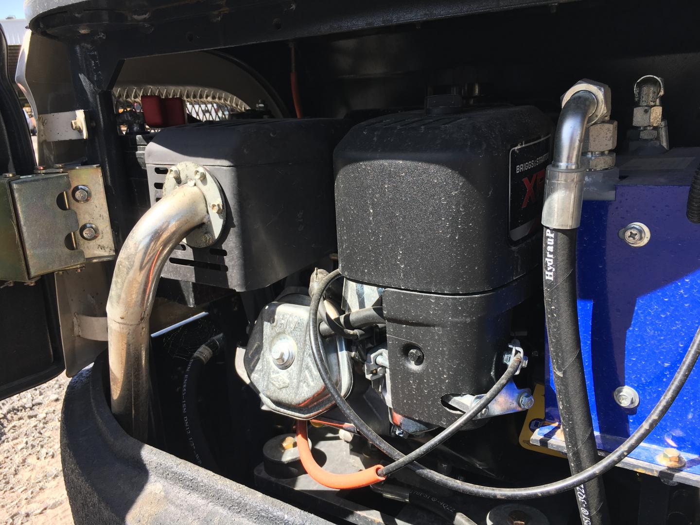 ./imagenes/INVOICE/2019/16887/MINI EXCAVADORA SHANDING SD13D (25).JPG